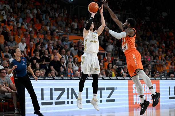 助攻新高 助攻新高